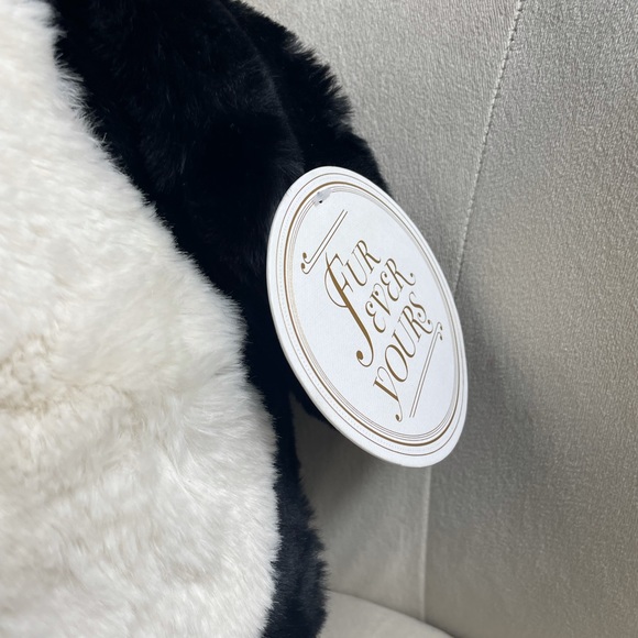 Pottery Barn Teen Jeweled Plush Penguin Speaker - Picture 3 of 16